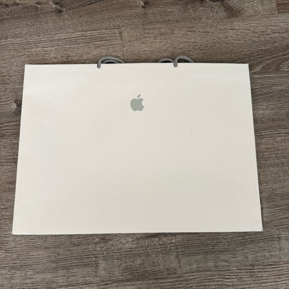 Apple Store Paper Shopping Bag